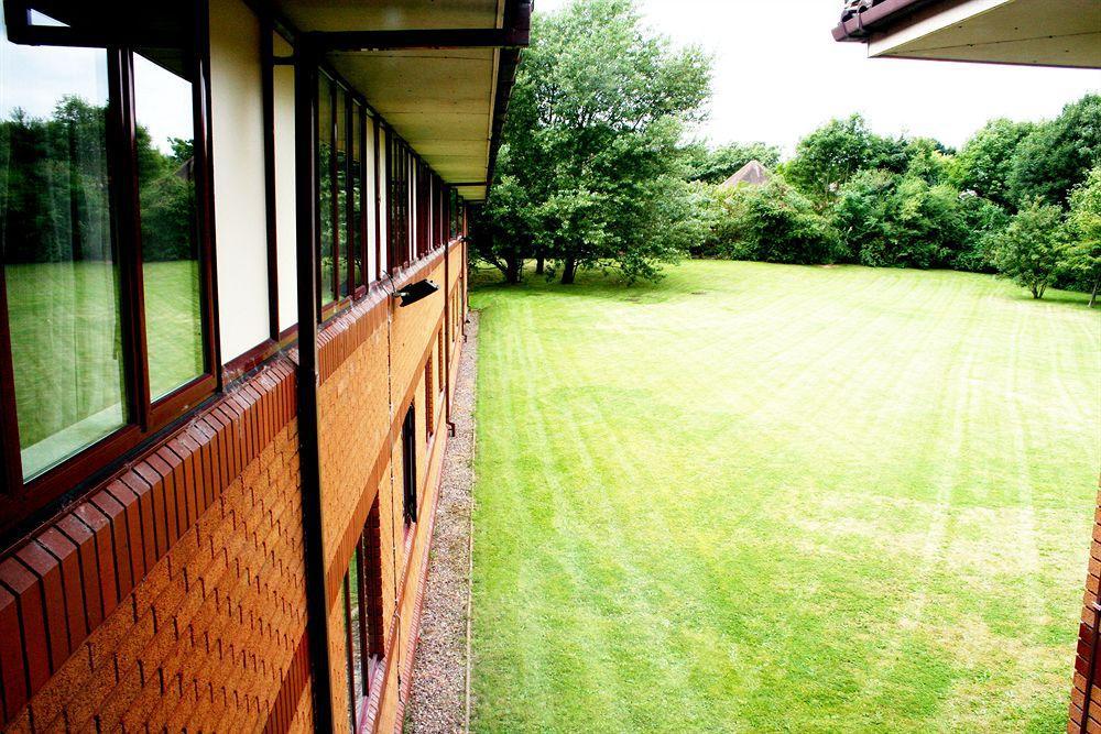 Holiday Inn Walsall M6, Jct.10 Екстериор снимка